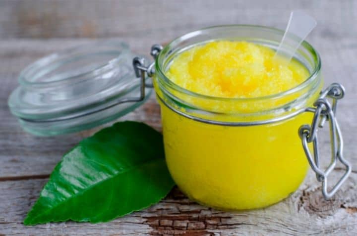 gommage au miel, sucre et huile d'olive