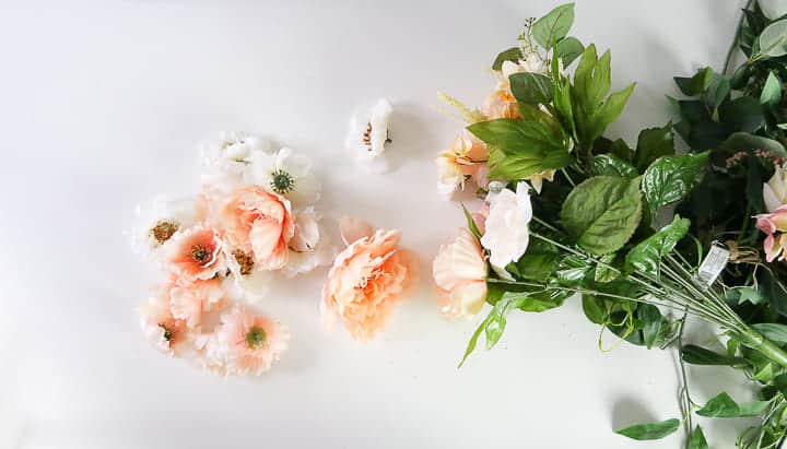 séparer fleurs des tiges