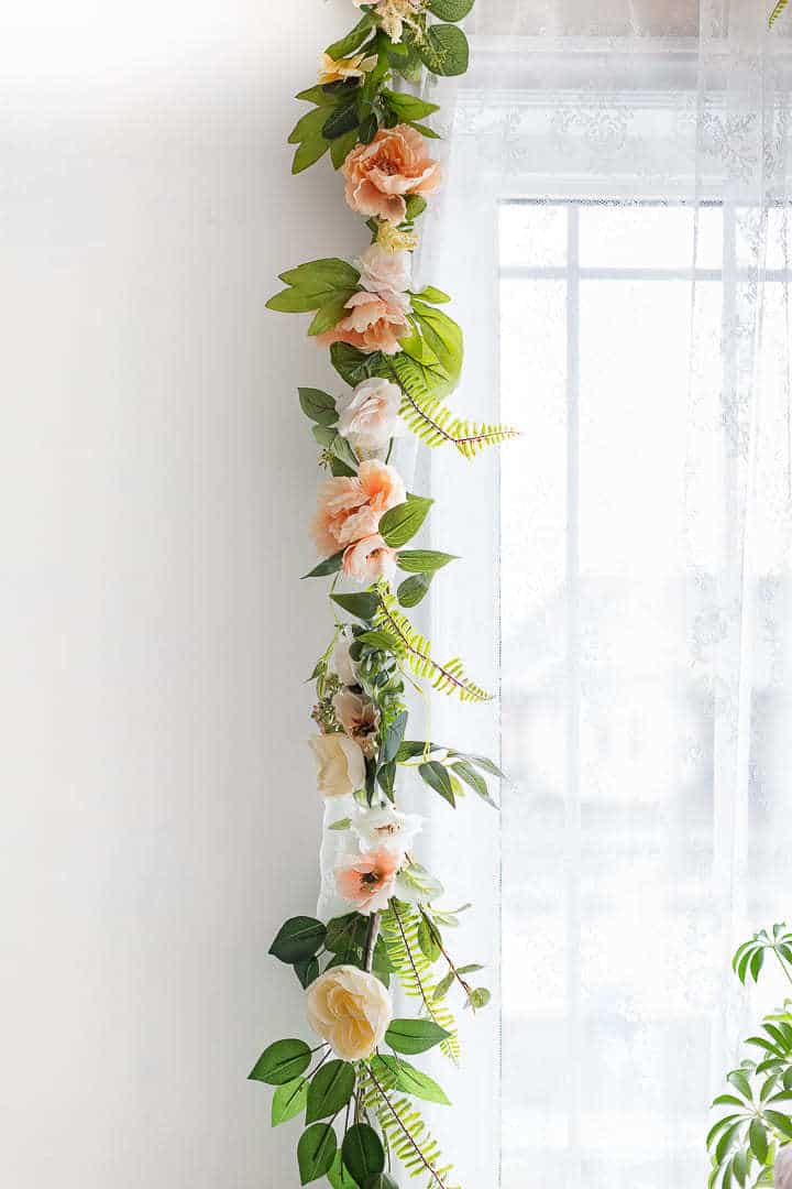 guirlande fleurs suspendue